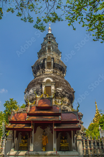 Old distinctive chedi at Wat Ku Tao (Temple of the Gourd Pagoda) in Chiang Mai, Thailand. The temple is called ku tao because of its characteristic water melon shaped chedi and diminishing spheres. © kampwit