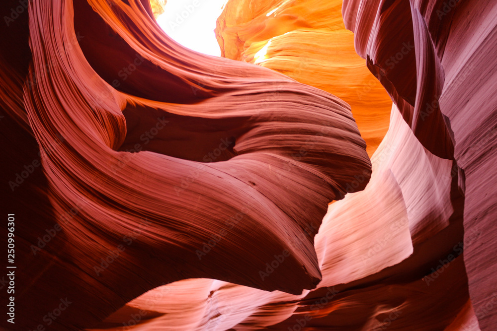 Obraz premium Amazing Lower Antelope Canyon in Arizona