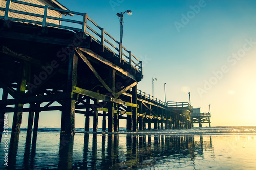 Wallpaper Mural Muelle en la playa Torontodigital.ca
