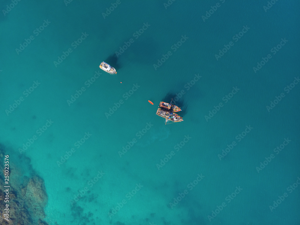Fototapeta premium Two boats in the ocean aerial view