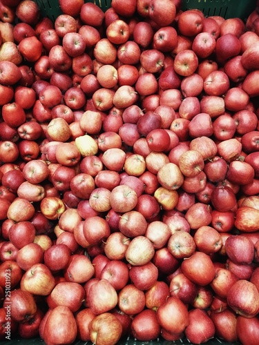 red apples in the market