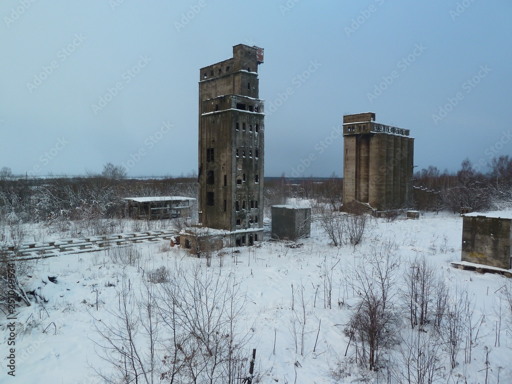 abandoned Elevator in Yaroslavl, Russia