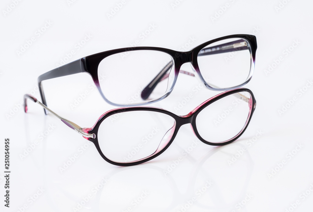 Stylish glasses for women with monofocal lenses Stylish glasses for women with monofocal lenses
