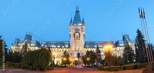 Tablou pe pânză The Palace of Culture edifice in Iasi, Romania.