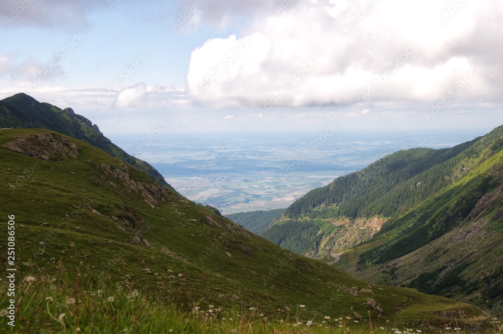 Naklejka premium A view from near the Transfagarasan Romania