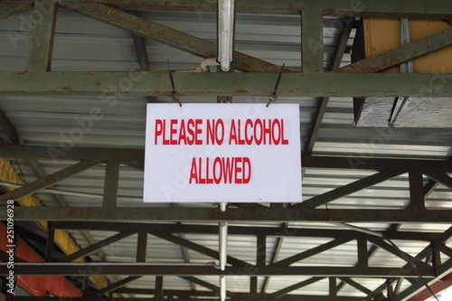 Pleasse no alcohol allowed