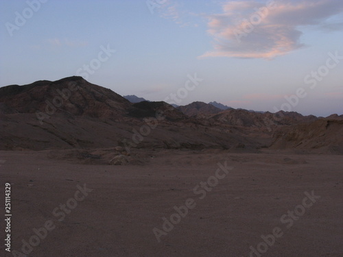 Desierto de Dahab, montañas de Egipto