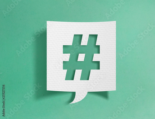 Obraz na płótnie Speech bubble with hashtag symbol w salonie