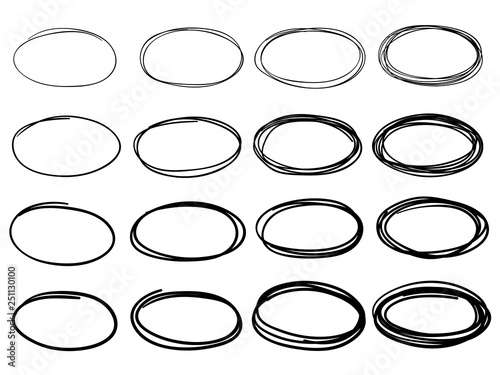 Sketch oval frames. Doodle ellipse, round hand drawn frame and circled doodles isolated vector set