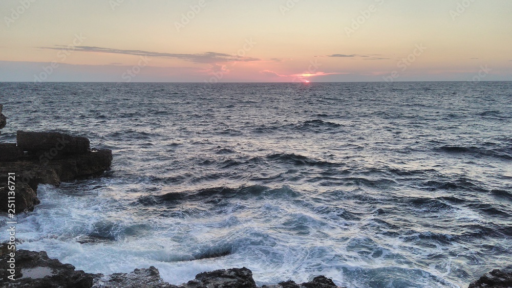 Naklejka premium sunset over sea