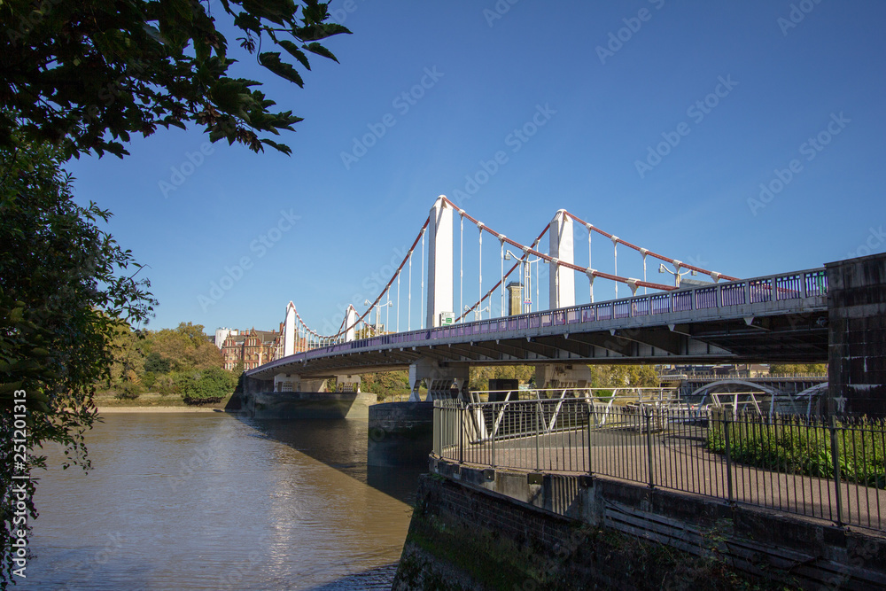 Chelsea bridge from Battersea Park