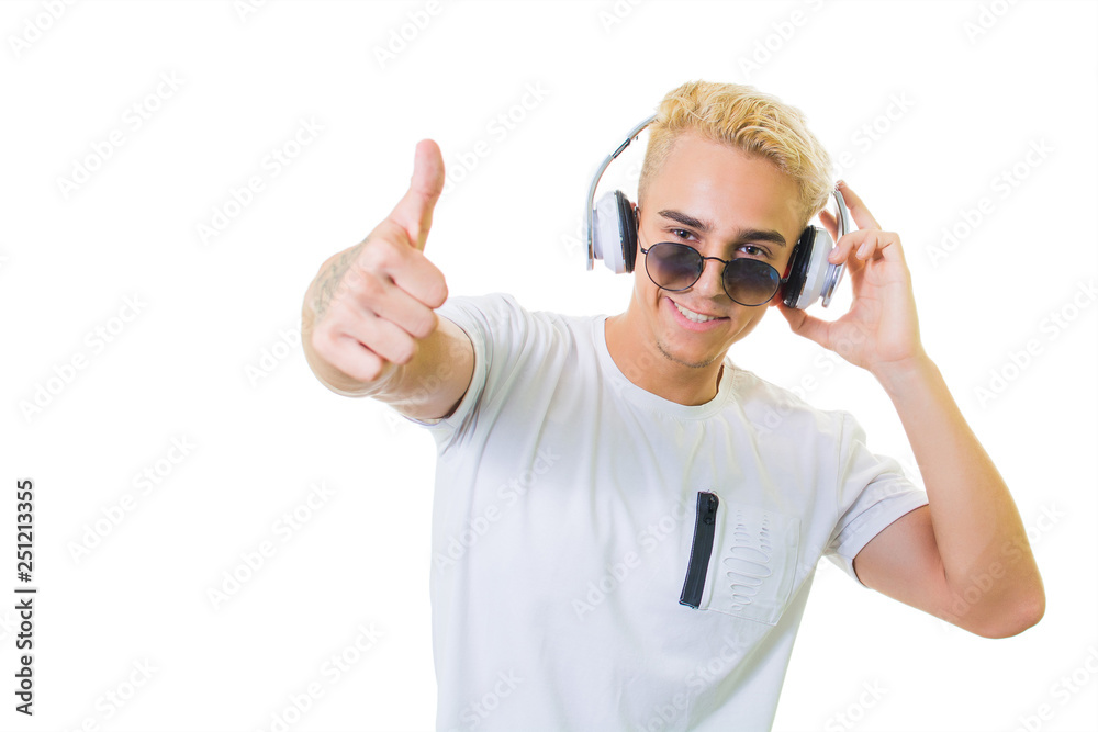 Naklejka premium Happy handsome man in black glasses isolated on white background with copy space