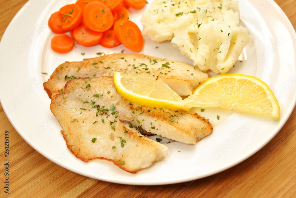Healthy Fish, Carrots and Mashed Potatoes or Cauilflower Meal Healthy Fish, Carrots and Mashed Potatoes or Cauilflower Meal