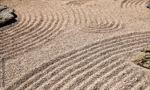 Relief zen patterns on the sand