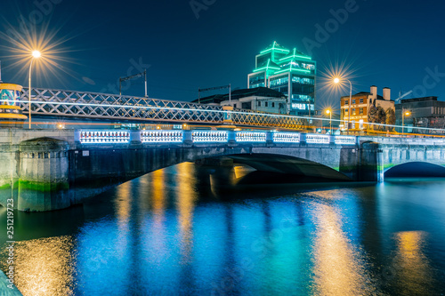 Photography dublin at night