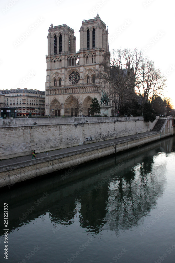 Paris - Cathédrale Notre-Dame de Paris