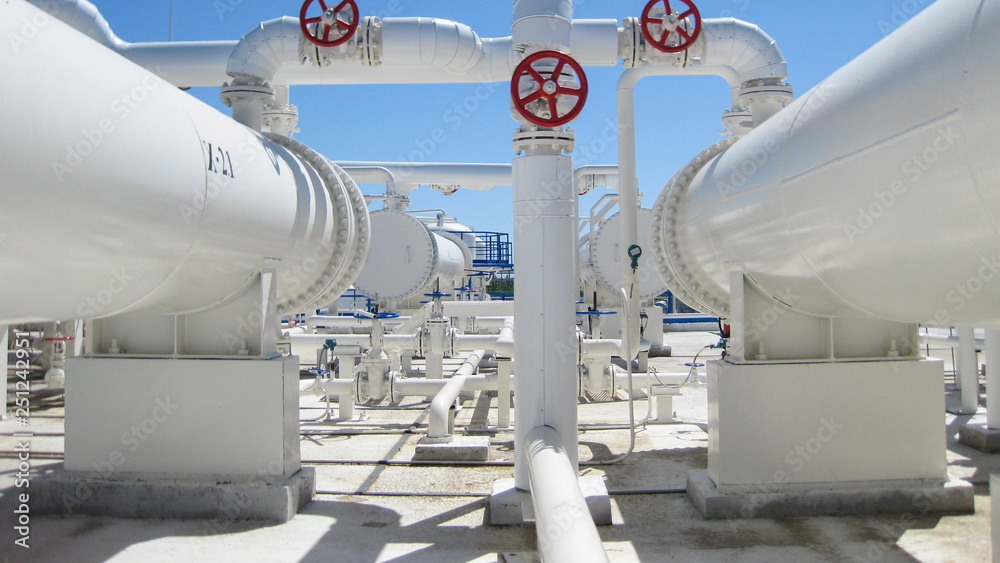 Petrol heat exchangers. gasoline cooling with water. Petrol heat exchangers. gasoline cooling with water.