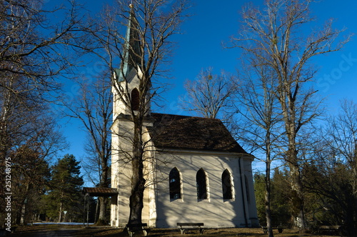 Blick zur Hardtkapelle Weilheim photo