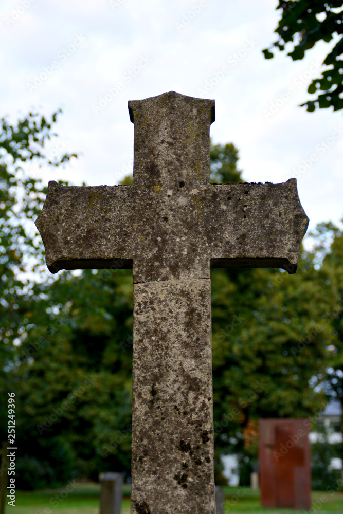 altes Steinkreuz, Kreuz