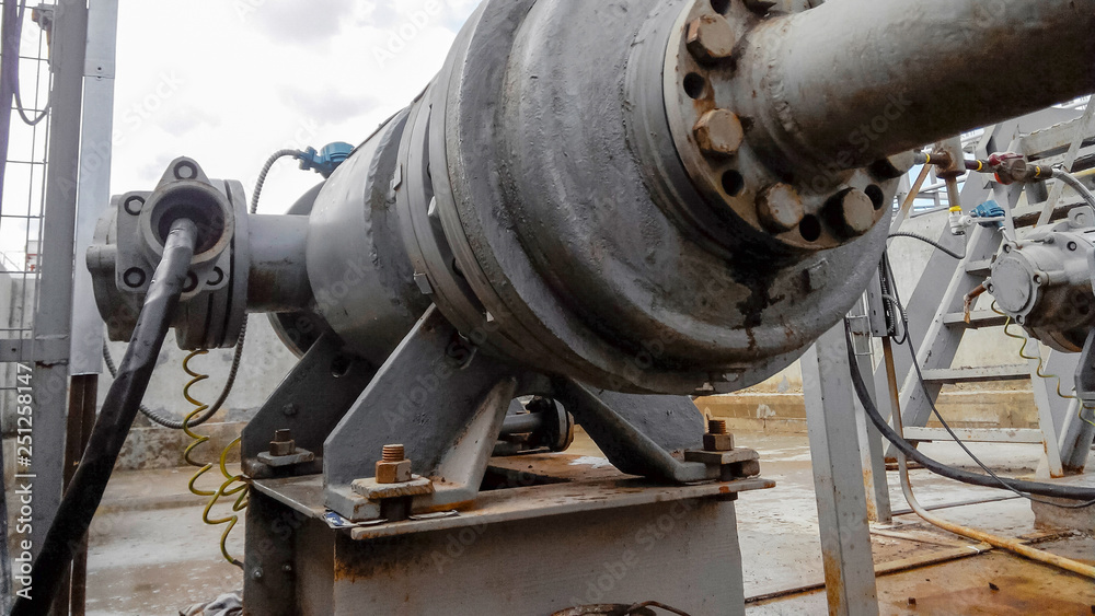 The pump for pumping of oil and products The pump for pumping of oil and products