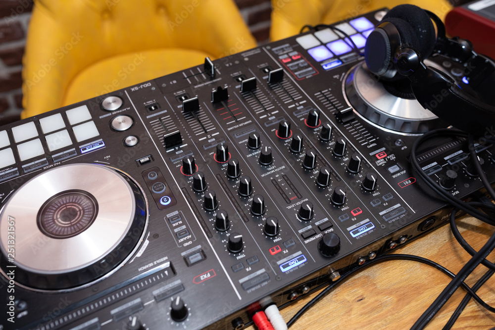 Fototapeta premium close-up equipment at the disco in the club