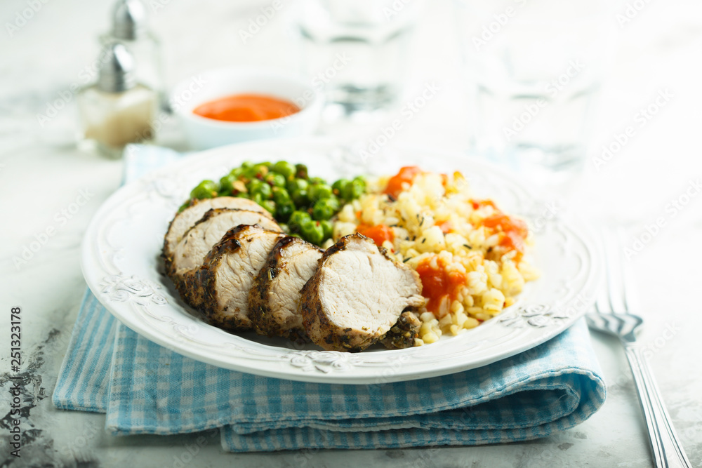 Pork with bulgur and green pea