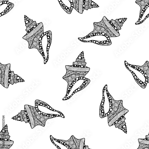 seamless pattern with conch shells on white background