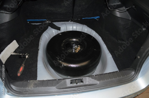 car propane gas trunk