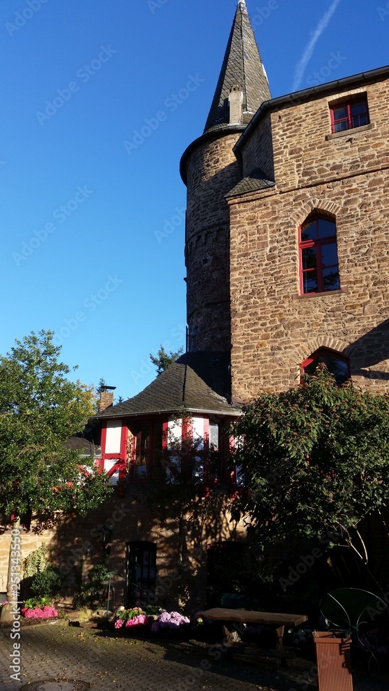 Burg Satzvey Mittelalter in der Eifel Burg Satzvey Mittelalter in der Eifel