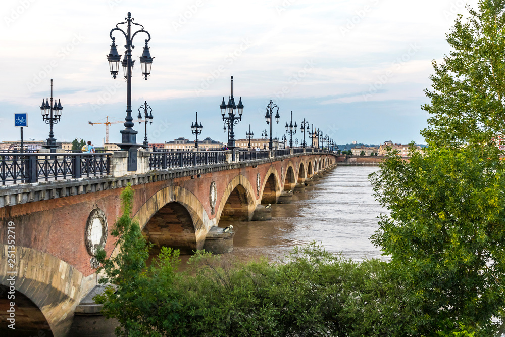 Pont de Pierre, bridge over the Garonne river in Bordeaux city, France