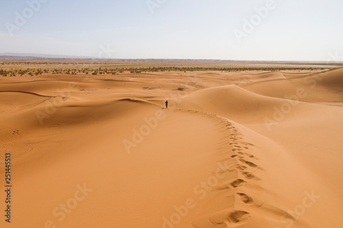 Deserto del Sahara  Dune di Erg-Chigaga  M Hamid El Ghizlane  Marocco