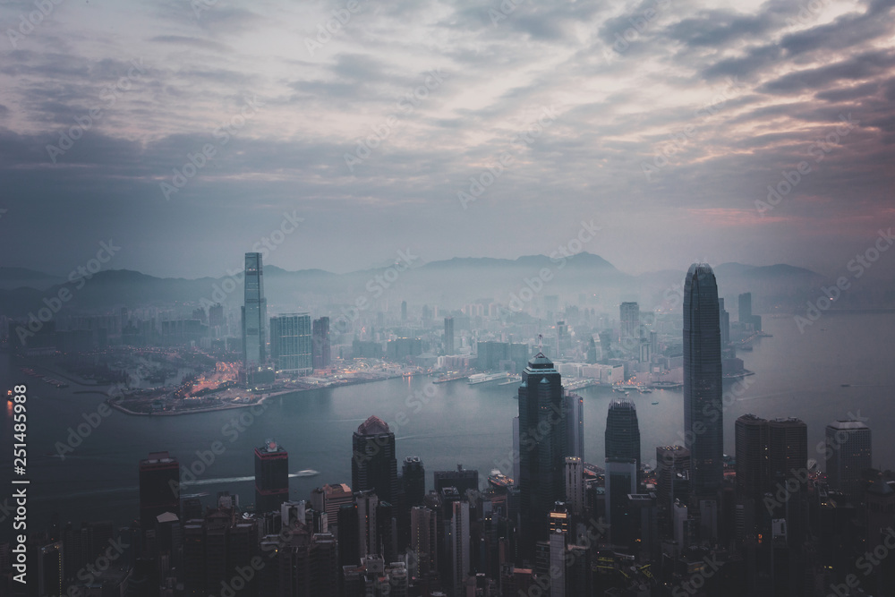 Fototapeta premium Misty morning view at Hong Kong City. view from Victoria Peak