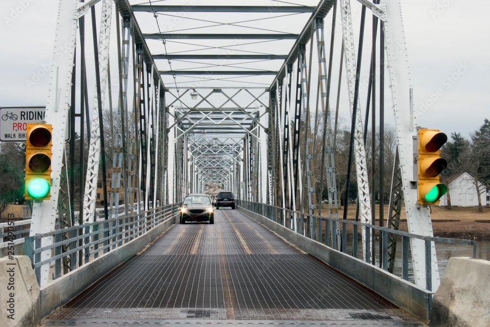 Narrow bridge crossing the Delaware River between Pennsylvania and New