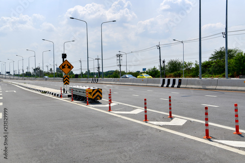 Crash Cushion on the road. Anchorless Non-Redirective Impact Attenuator.
