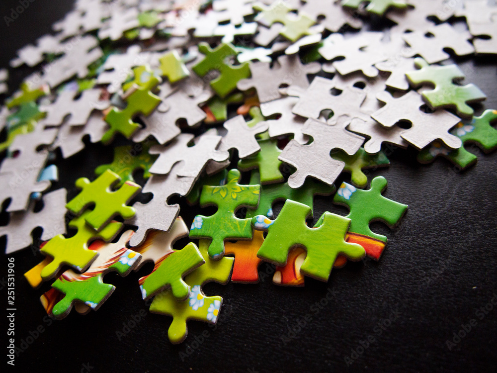 Obraz premium cardboard jigsaw puzzles