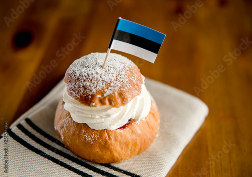 Foto Estonia`s traditional dessert called vastlakukkel witch is popular on holiday Vastlapäev