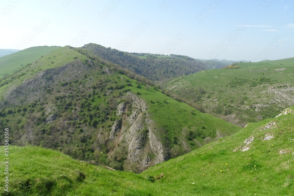 Naklejka premium Dovedale, Derbyshire Peak District
