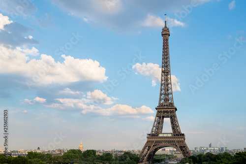 Eiffel Tower © ipivorje