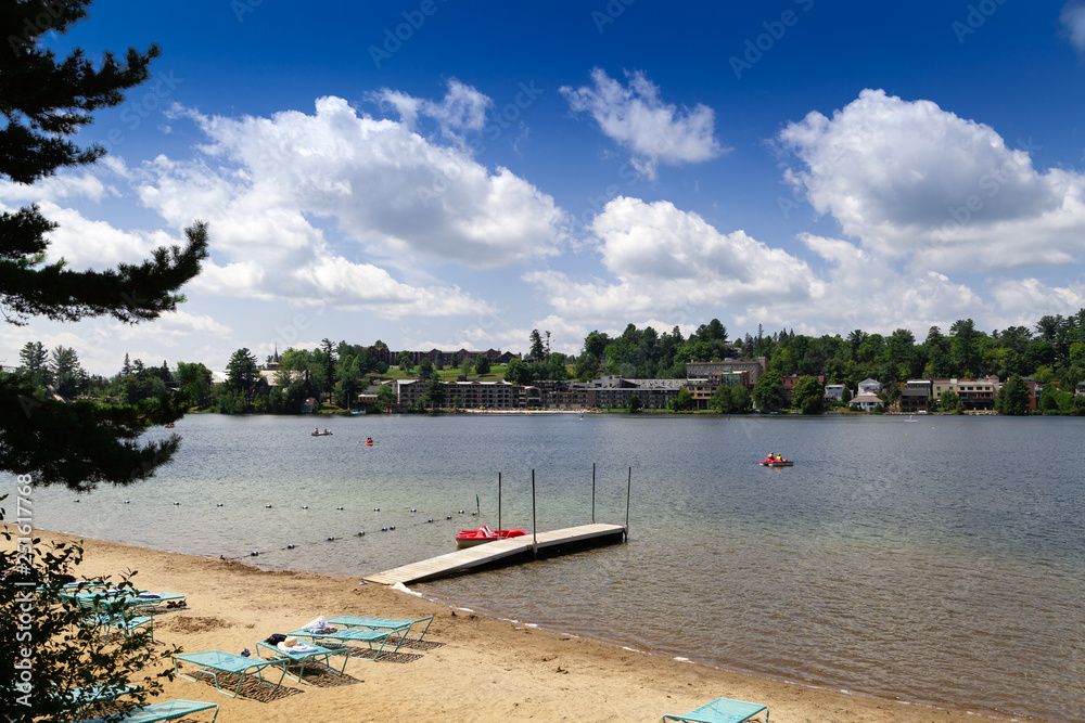 Fototapeta premium boats on the beach