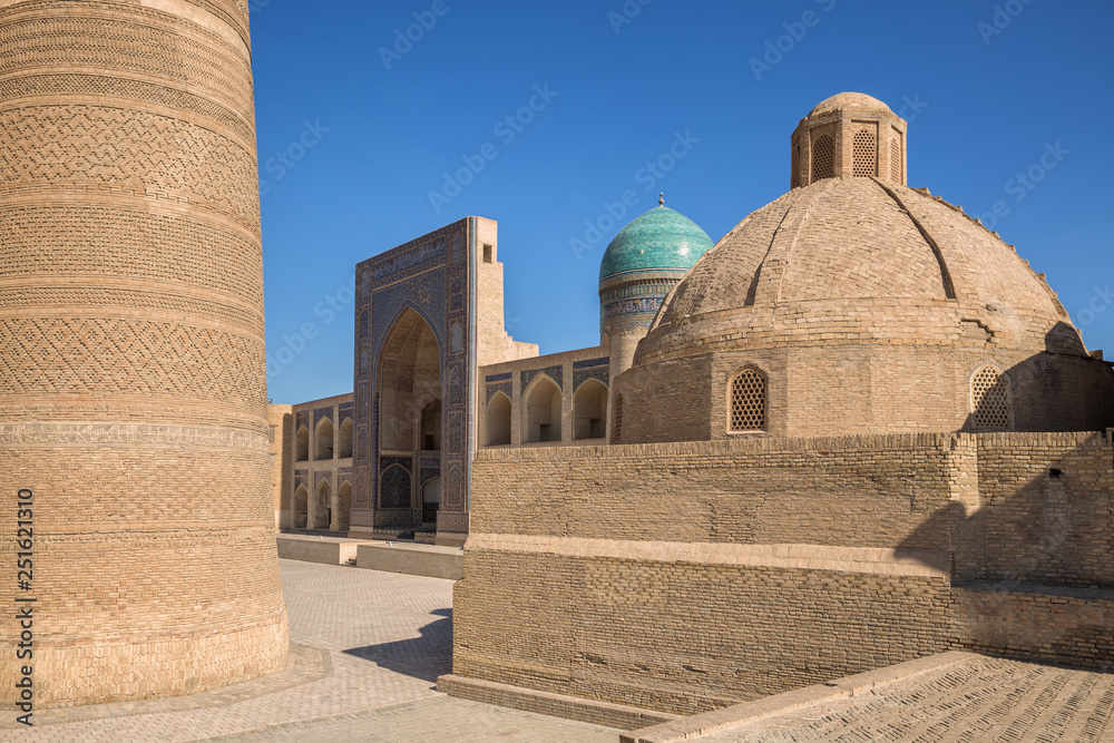 Complex Po-i-Kalan in Bukhara