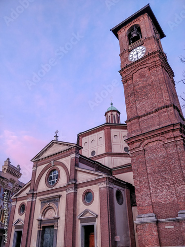 Photos The church of San Magno in piazza San Magno (square San Magno) at sunset in Legn