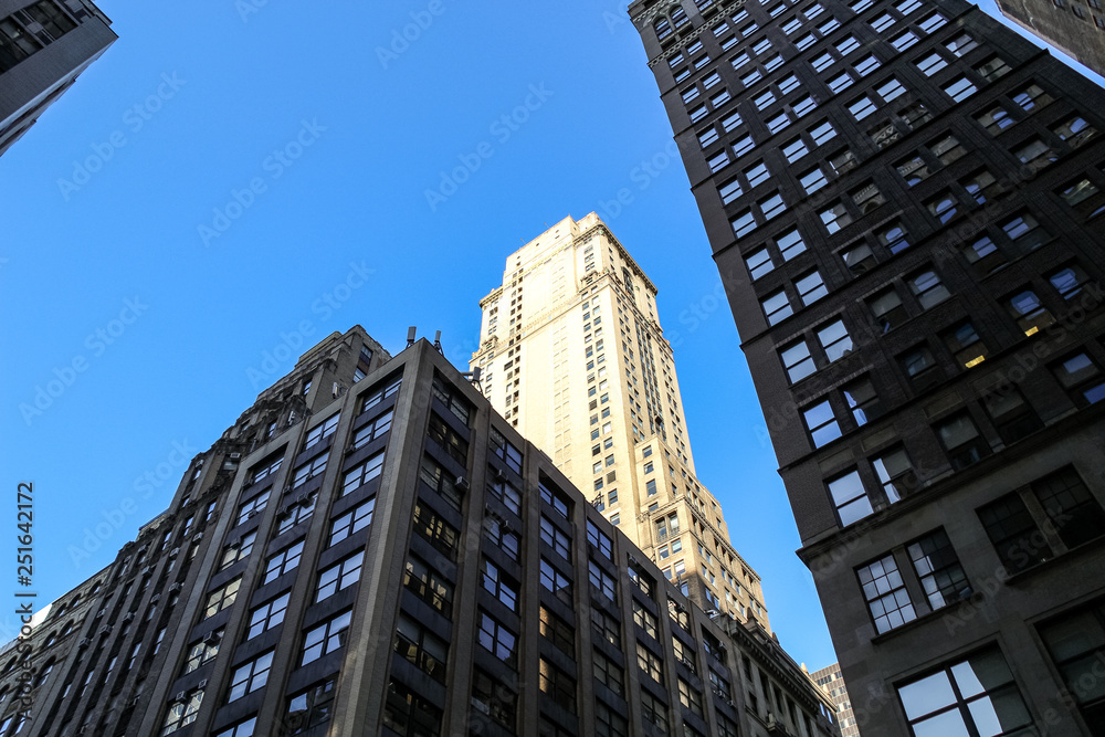 Obraz premium Skyscraper seen from below in New York.