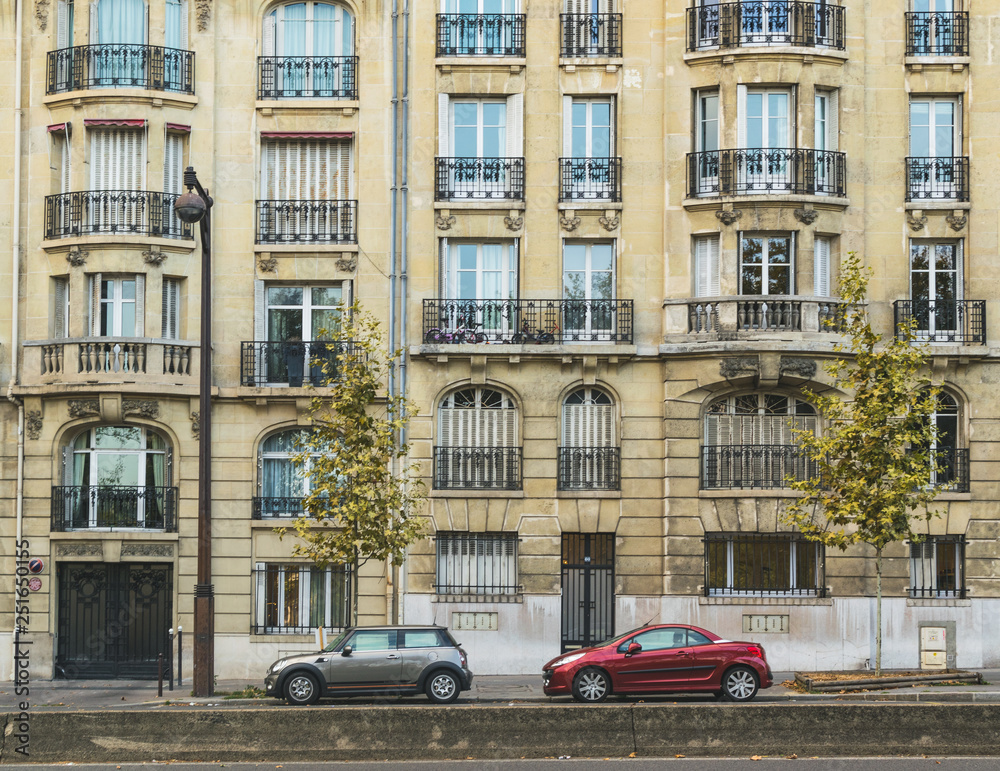PARIS, FRANCE - 02 OCTOBER 2018: full frame image of building in Paris, France PARIS, FRANCE - 02 OCTOBER 2018: full frame image of building in Paris, France