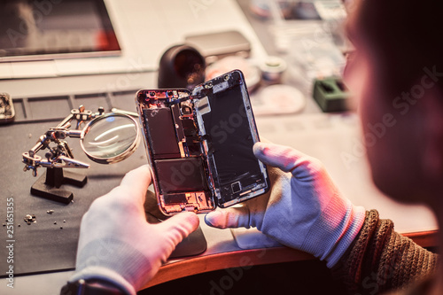 Photography The technician carefully examines the integrity of the internal elements of the