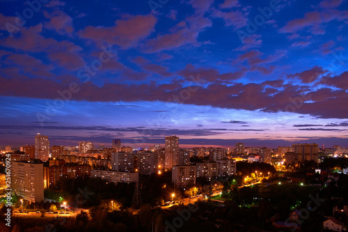 Fototapeta Naklejka Na Ścianę i Meble -  city at night mesospheric clouds