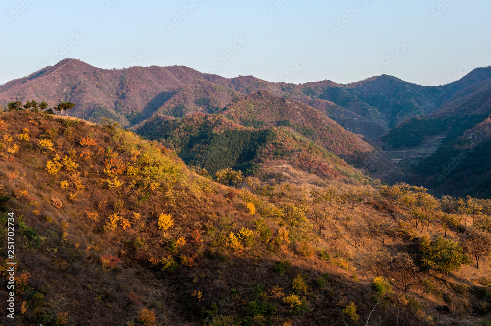 Qingshan pass the Great Wall and Castle Peak autumn scenery