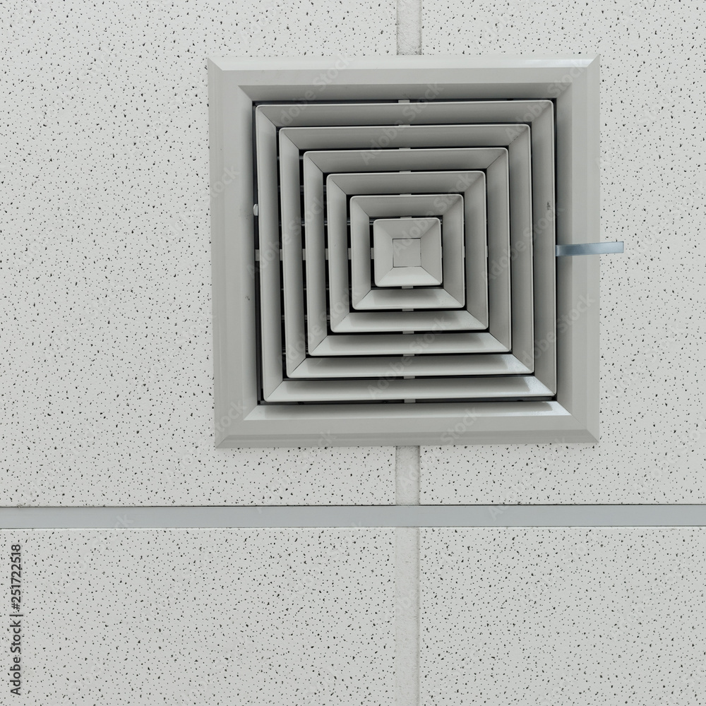 air conditioner ventilation on office ceiling foto de Stock | Adobe Stock