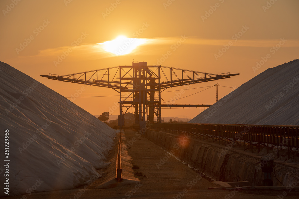 Fototapeta premium Extraction of salt
