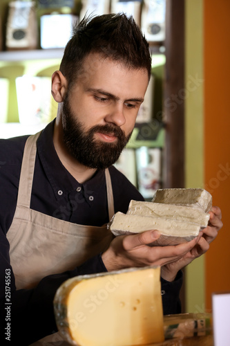 Male seller with delicious ...