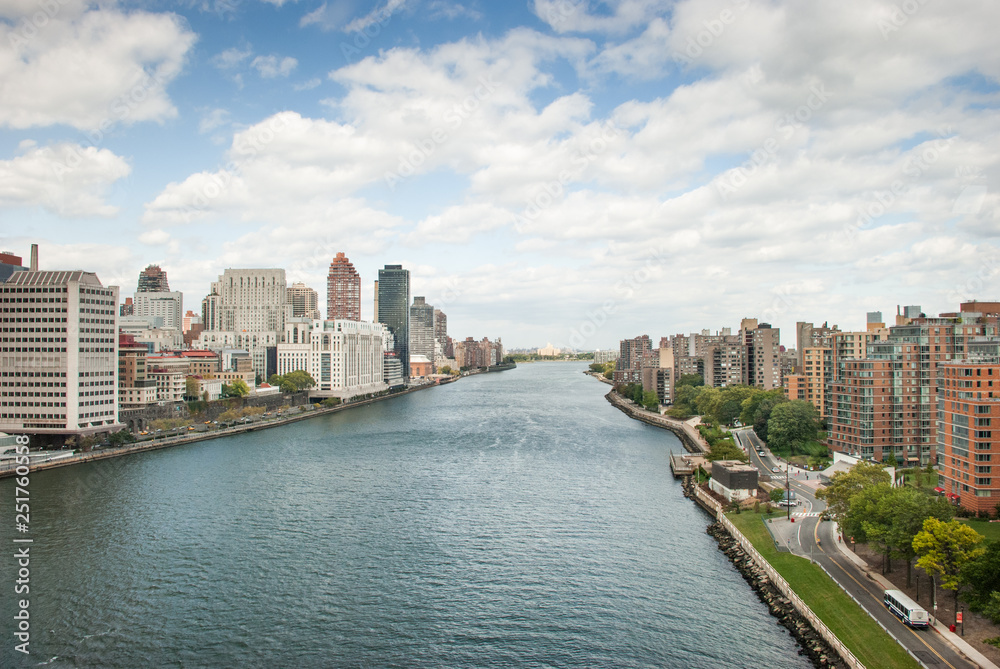 Aerial view on East river and Roosevelt island from Roosevelt Island Tramway